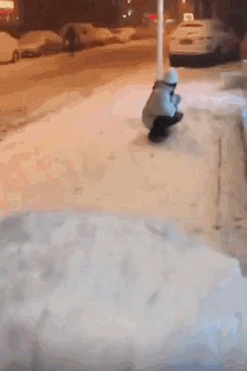 在东北打雪仗总是来得猝不及防,东北打雪仗玩的是雪吗