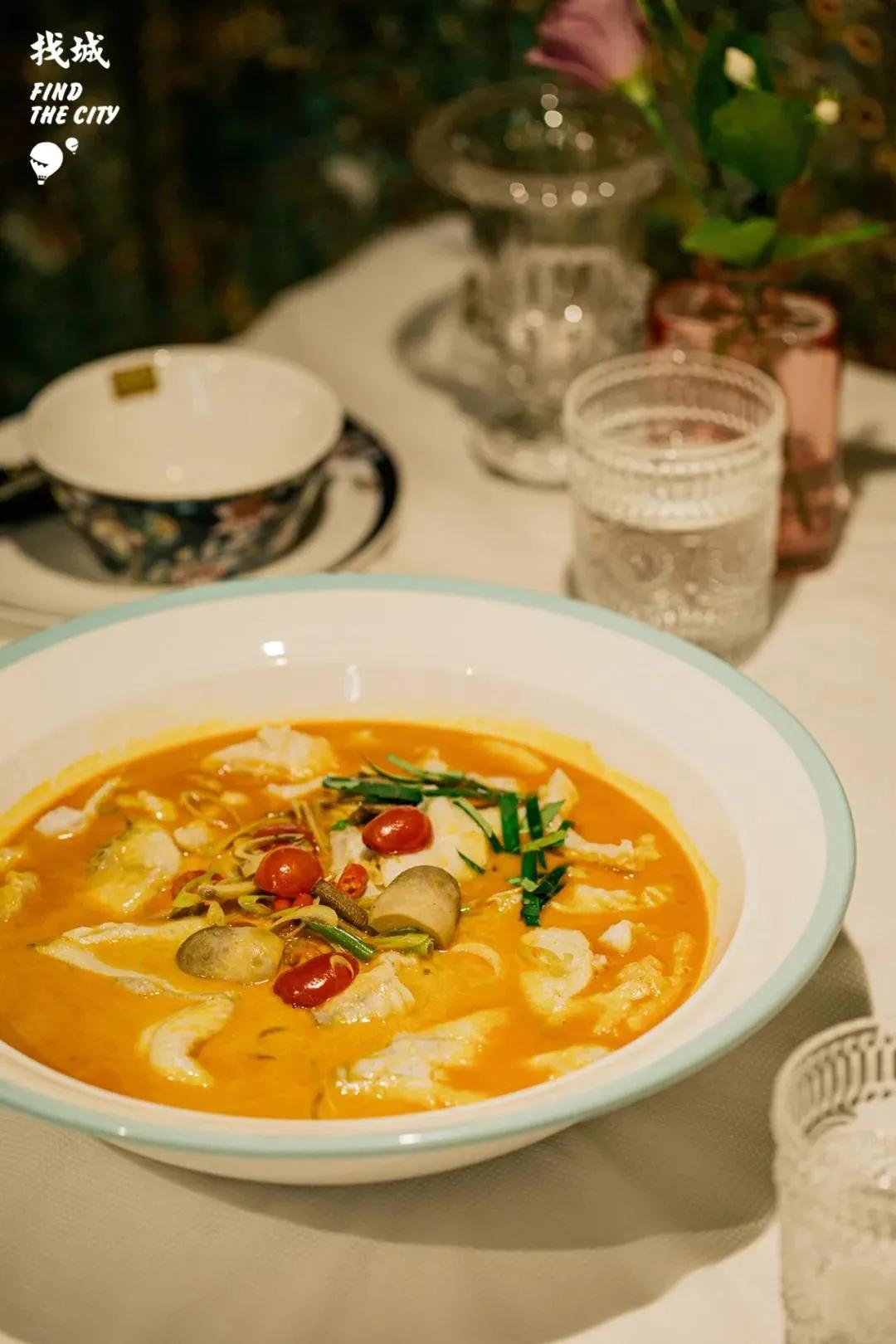 看完这些美食，我还是决定先守住绿码