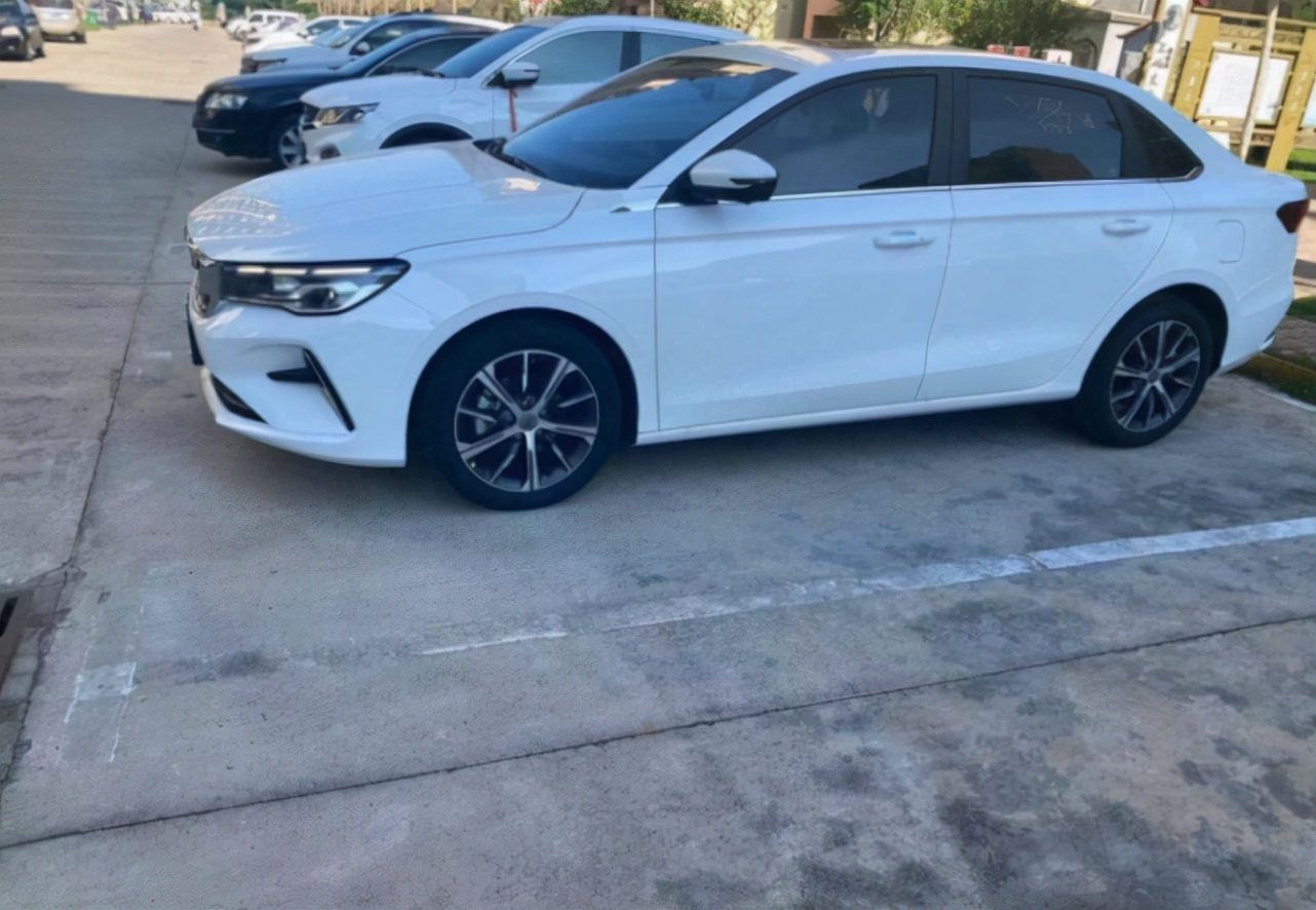 吉利帝豪8.8,吉利帝豪8万