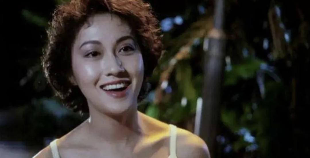 梁家辉亚洲第一美,梁家辉片场秀八块腹肌