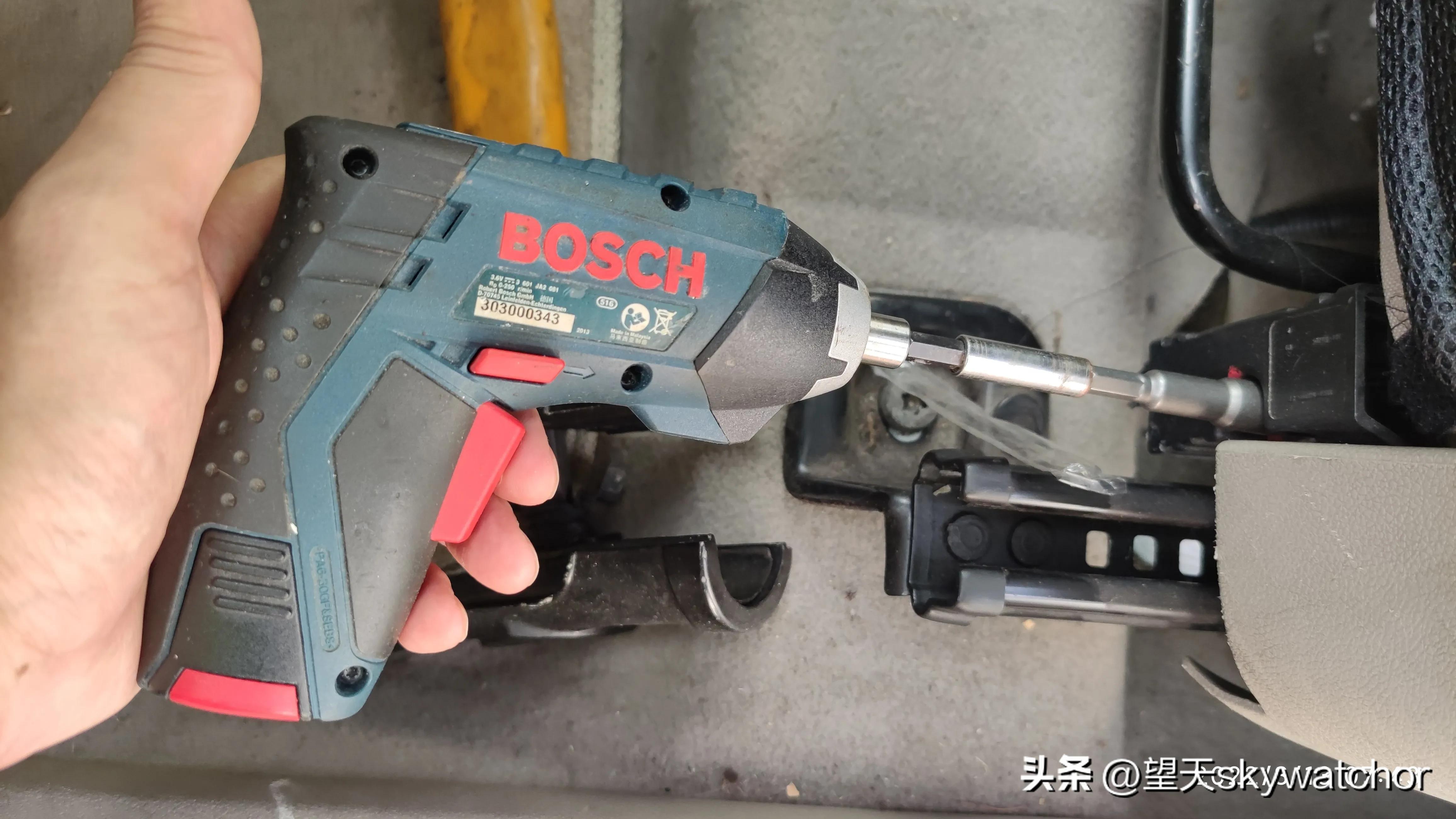 07福克斯鼓风机调速电阻,07款福克斯鼓风机电阻经常烧坏