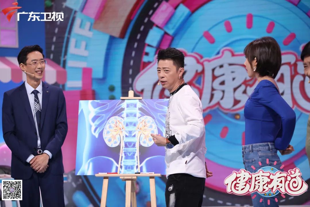 腰部酸胀恶心呕吐是咋了,腰部胀痛恶心干呕