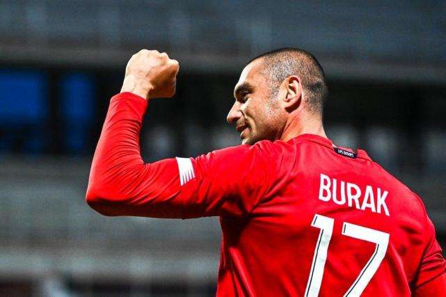 英超阿森纳3-1曼联c罗越位,五大联赛进球c罗和梅西