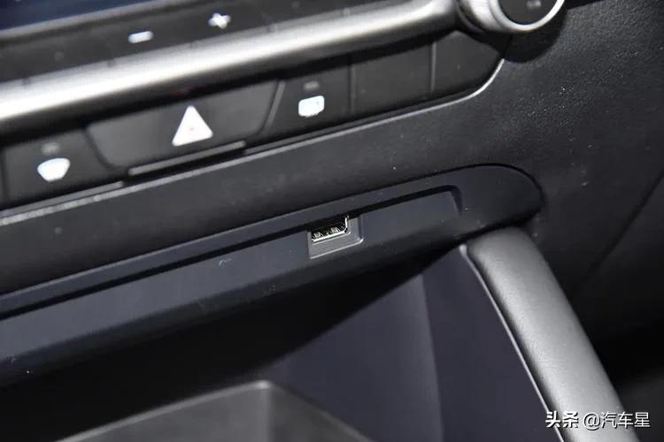 马自达3昂克赛拉如何连接usb,马自达3昂克赛拉怎么设置usb