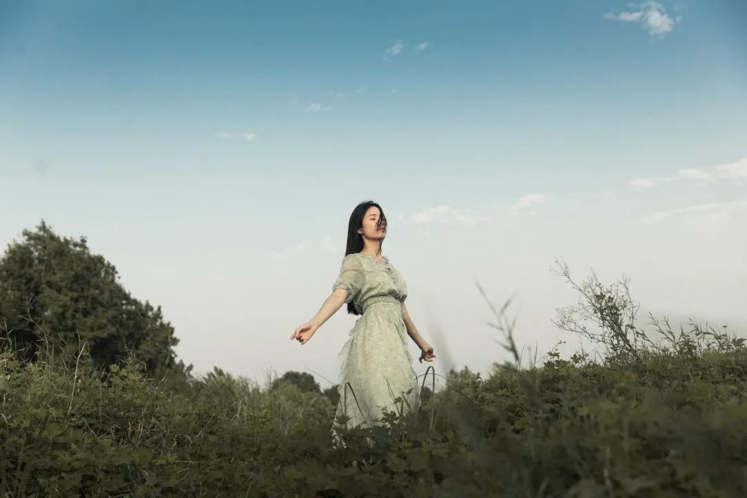 人生已过半剩下的时光更难熬,人生过半就放弃了许多梦想