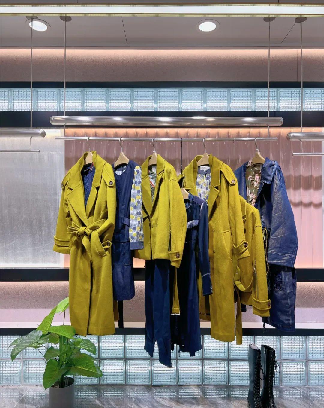 mx羽绒衣女款,羽绒服女装爆款2022新款穿搭