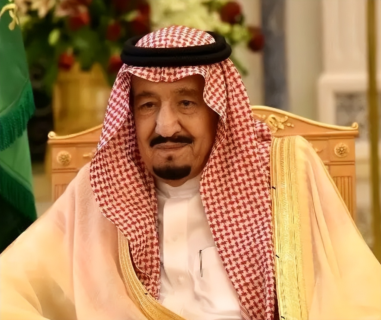 沙特王储送车,沙特王储用私人飞机送球员治伤