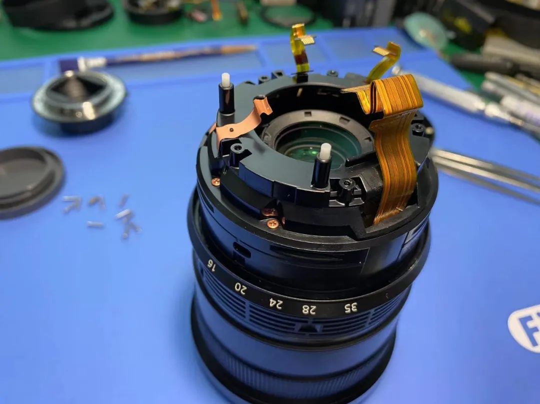 索尼g大师所有镜头,索尼g大师镜头都是定焦的吗