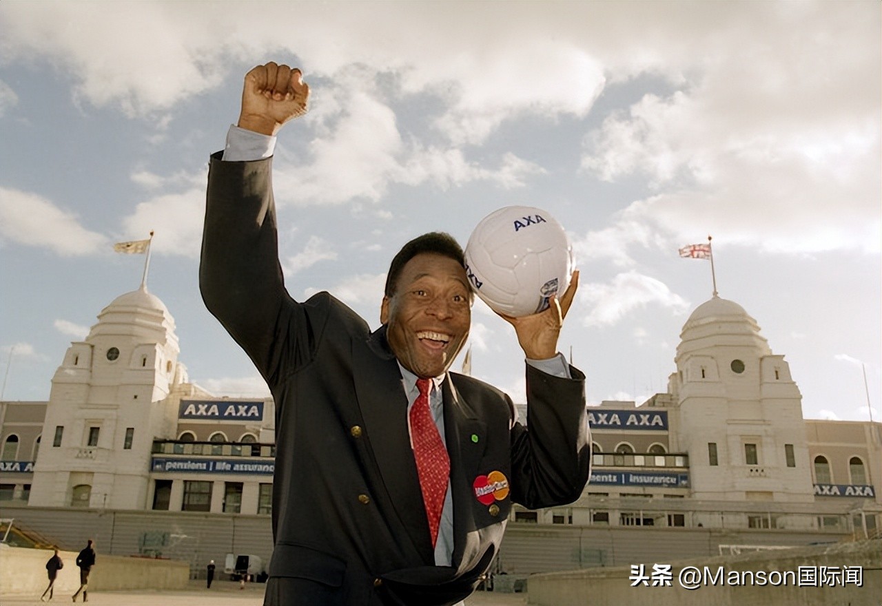 世界球王贝利的精彩人生,堪比马拉多纳与贝利的球员