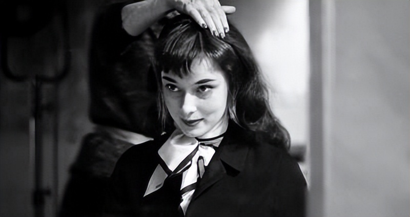 重温经典电影罗马假日的感悟,经典罗马假日电影镜头分析