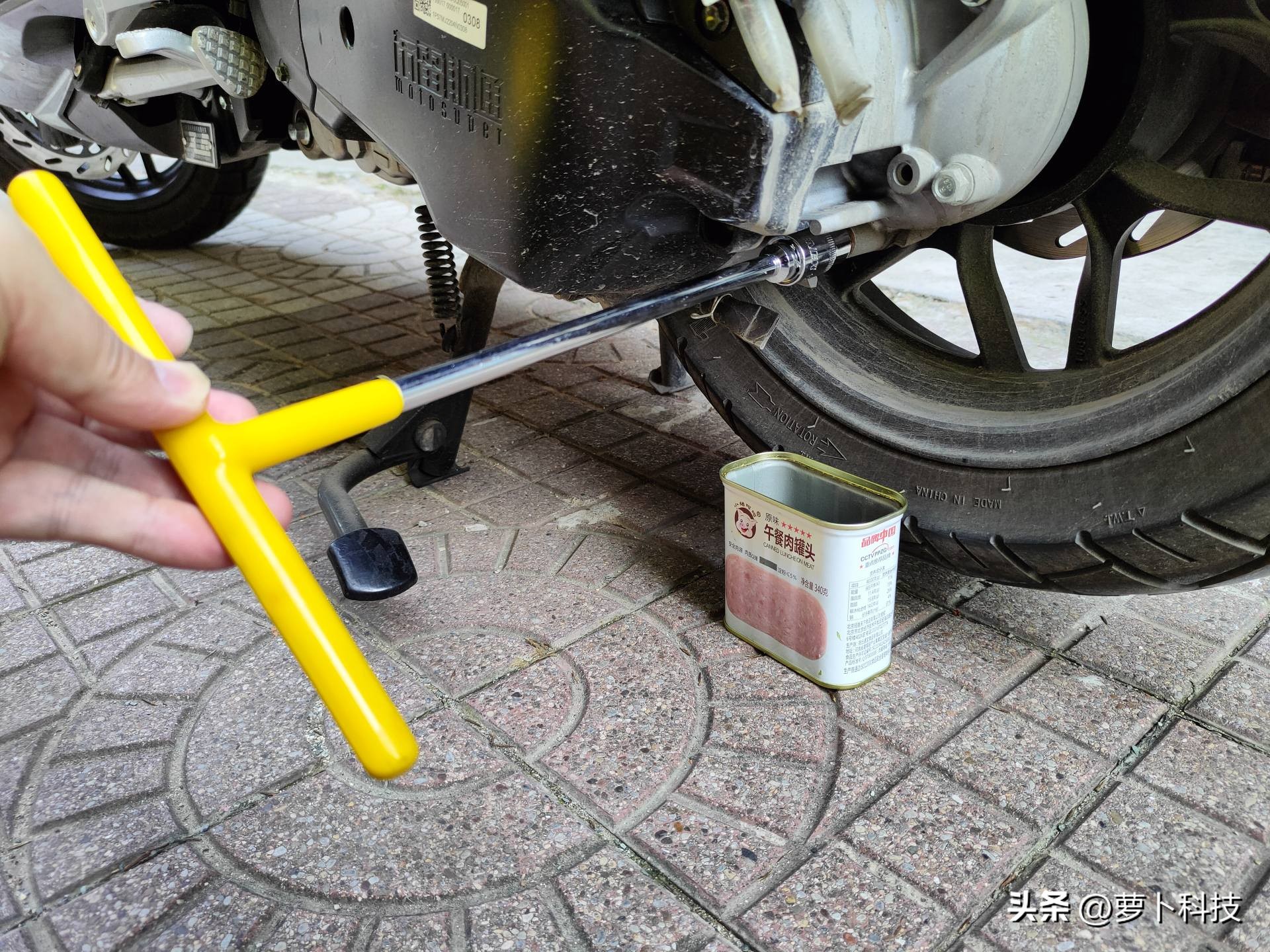 布雷斯通极宙adv150换机油,布雷斯通极宙adv150更换转向灯