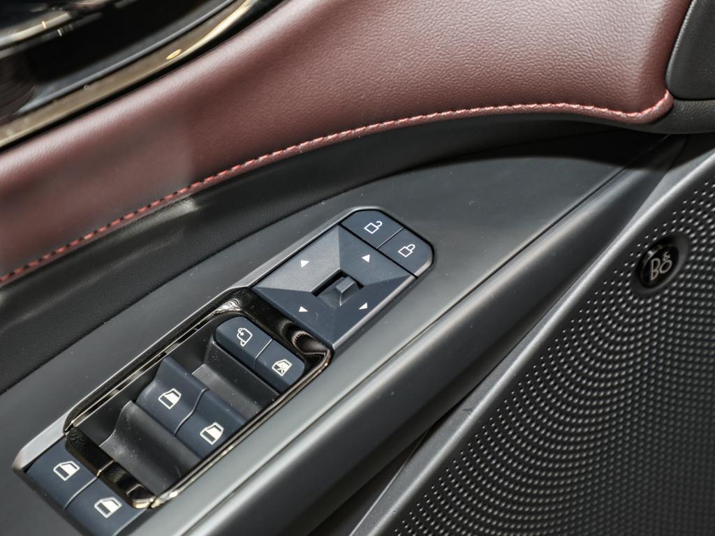 全新雅阁对比新一代蒙迪欧,1.5蒙迪欧和1.5雅阁谁的动力快一些