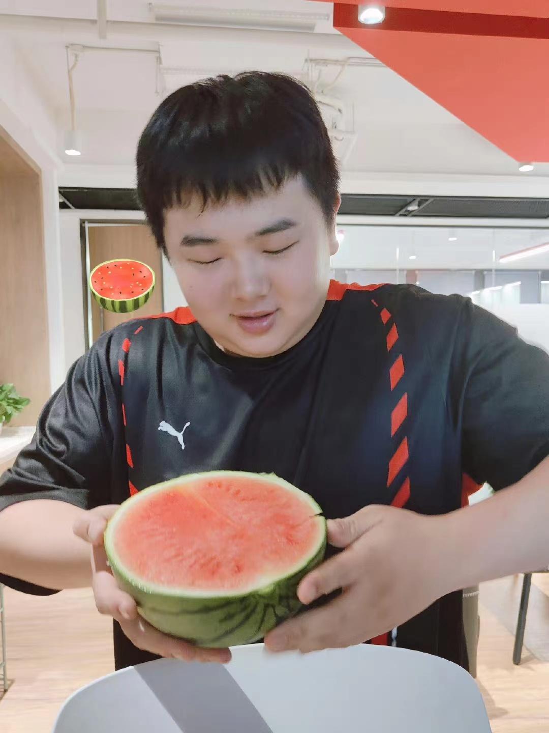 钟意与菲菲,钟意加入ag狼队