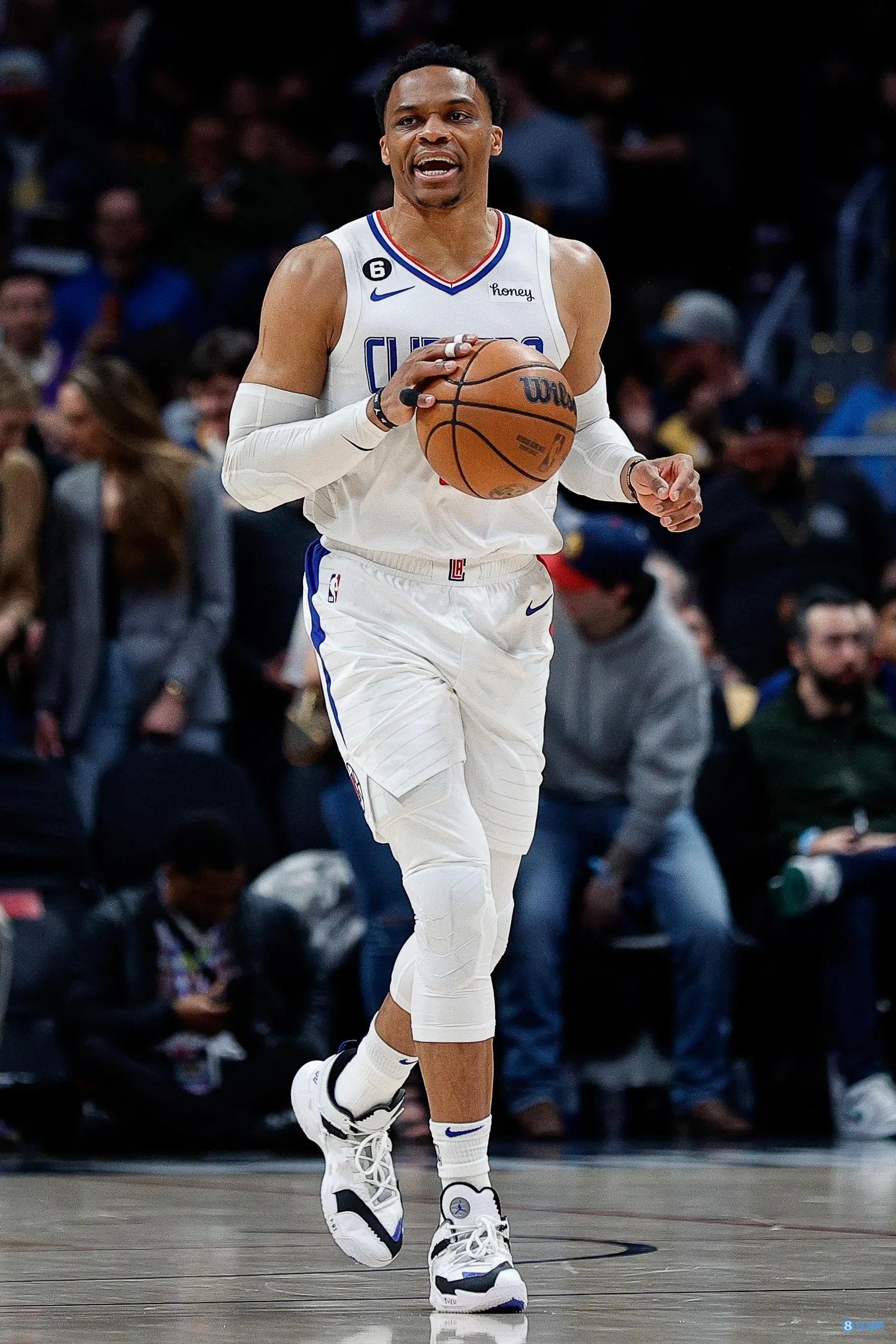 nba球星的第一次得分,NBA现役球员得分排行榜