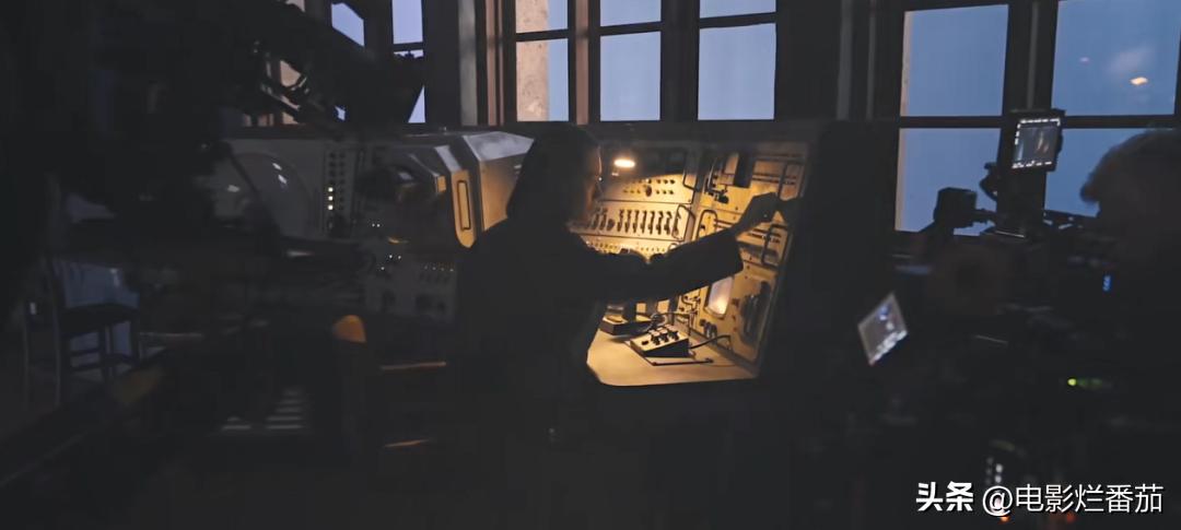 网飞版三体讲什么,网飞版三体深度解析