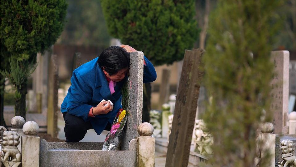 56岁高龄产妇生龙凤胎现在怎样,北京69岁高龄产妇生下双胞胎