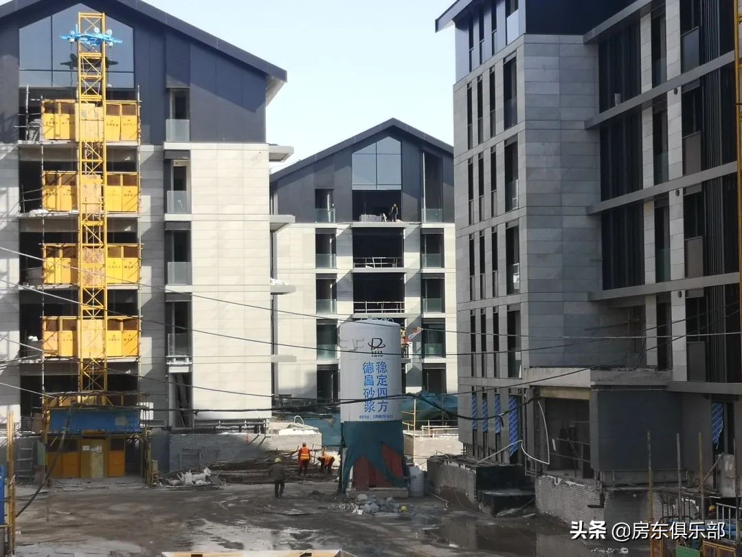 不见复工忙，土豪也跳墙！郑州豪宅还有谁没复工？