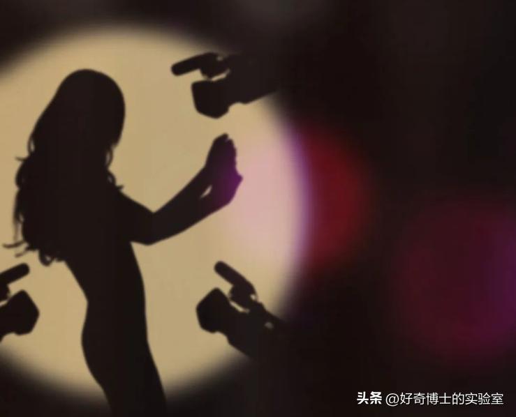 什么姿势能把腰掰响,哪些姿势对腰不好