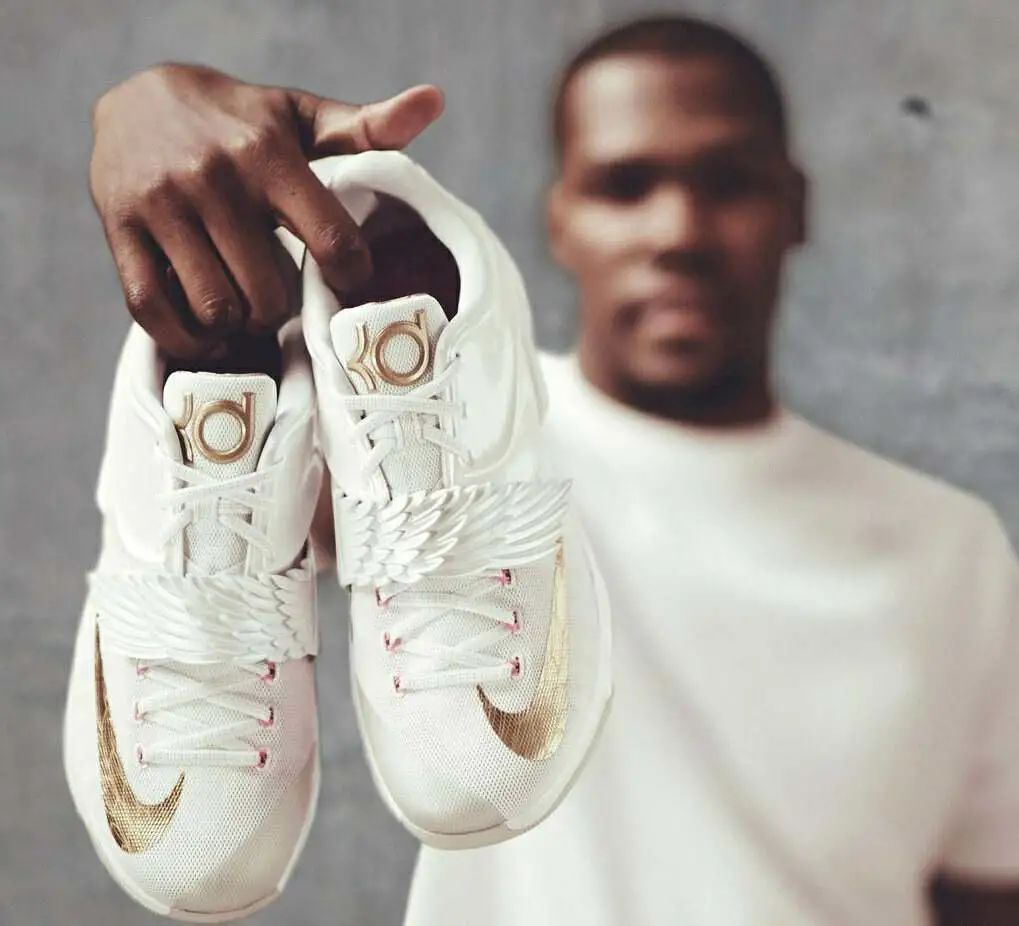 耐克终身代言人有几个杜兰特,杜兰特nike终身合作