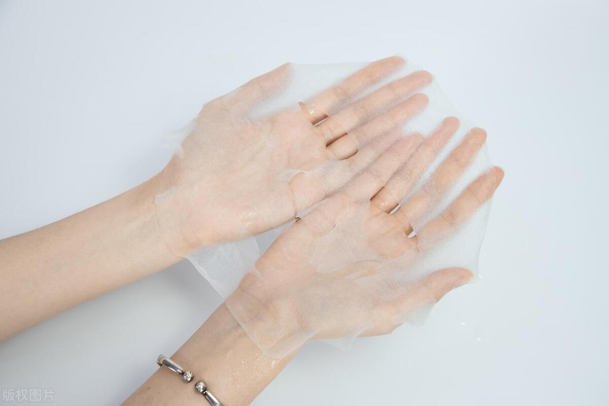 鼻子上的顽固黑头挤不出来怎么办,鼻子上的黑头一直不挤会怎么样