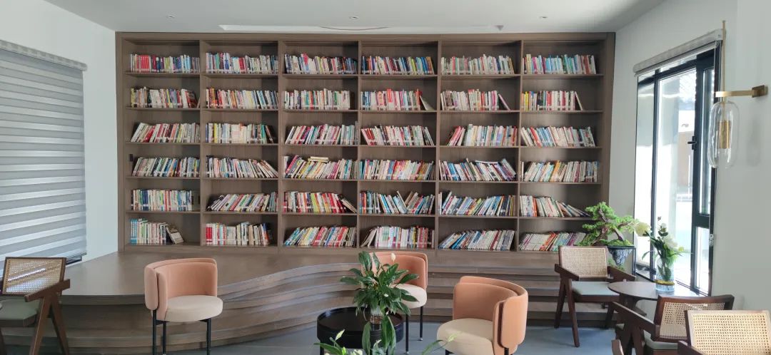 我家门口有条河,我家门前有条河全文