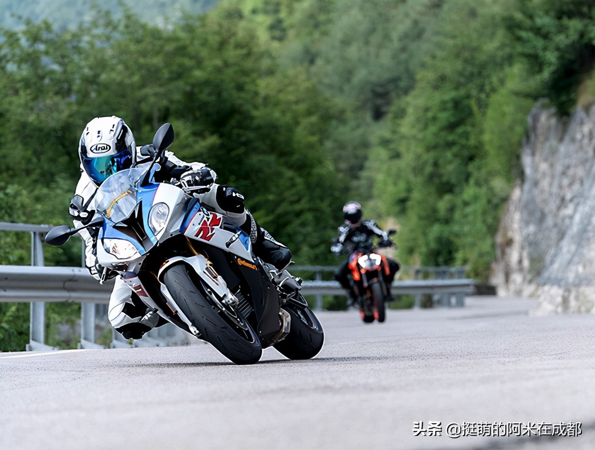 摩托车普通轮胎和半热熔轮胎区别,比较好点的摩托车轮胎