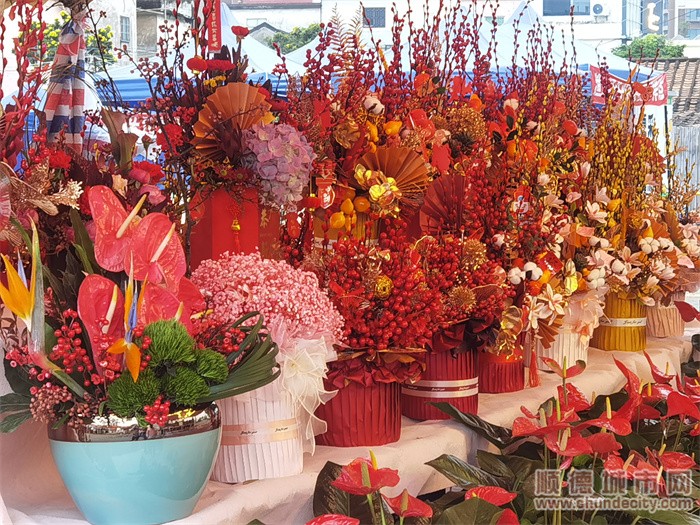 【视频】逛花街、买靓花、叹美食，容桂时光花市约定你！