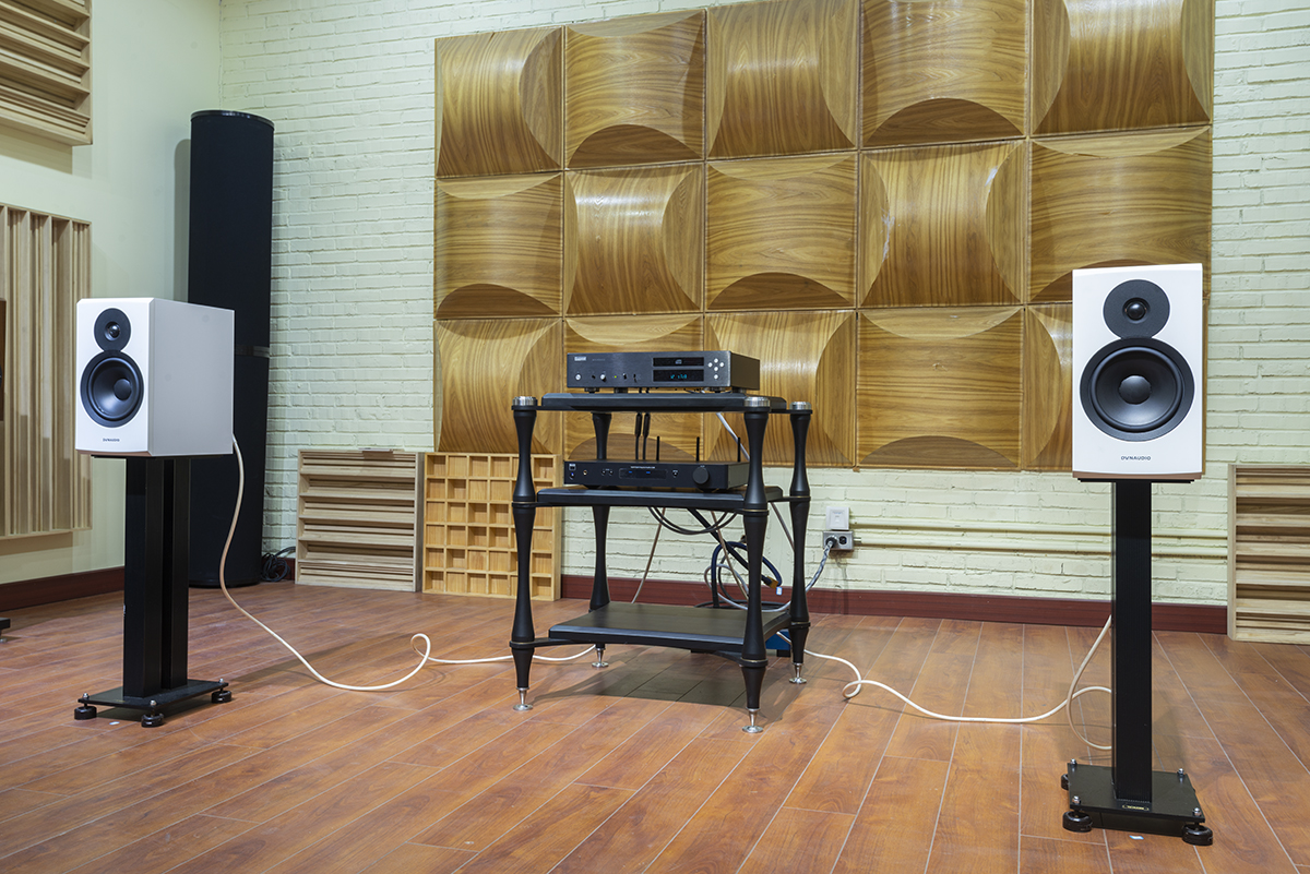 涓规嬁鏂版剰澧僥mit50浣庨煶,涓规嬁newemit20hifi鏃犳簮涔︽灦闊冲搷