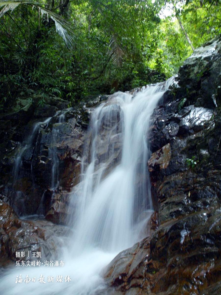 海南有哪些瀑布景区,海南白沙罗帅村瀑布