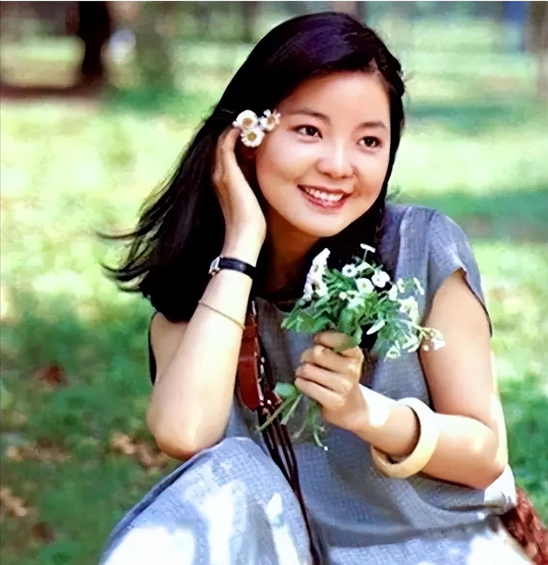 台湾人怎样评价邓丽君,一代甜姐邓丽君