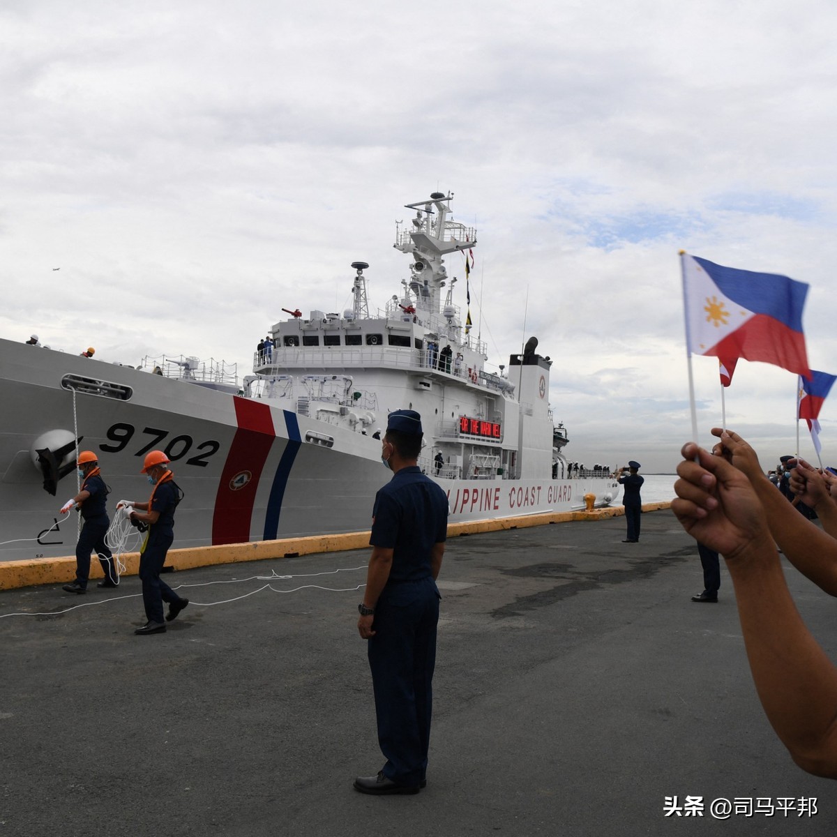 花血本买东西,菲律宾进口潜艇