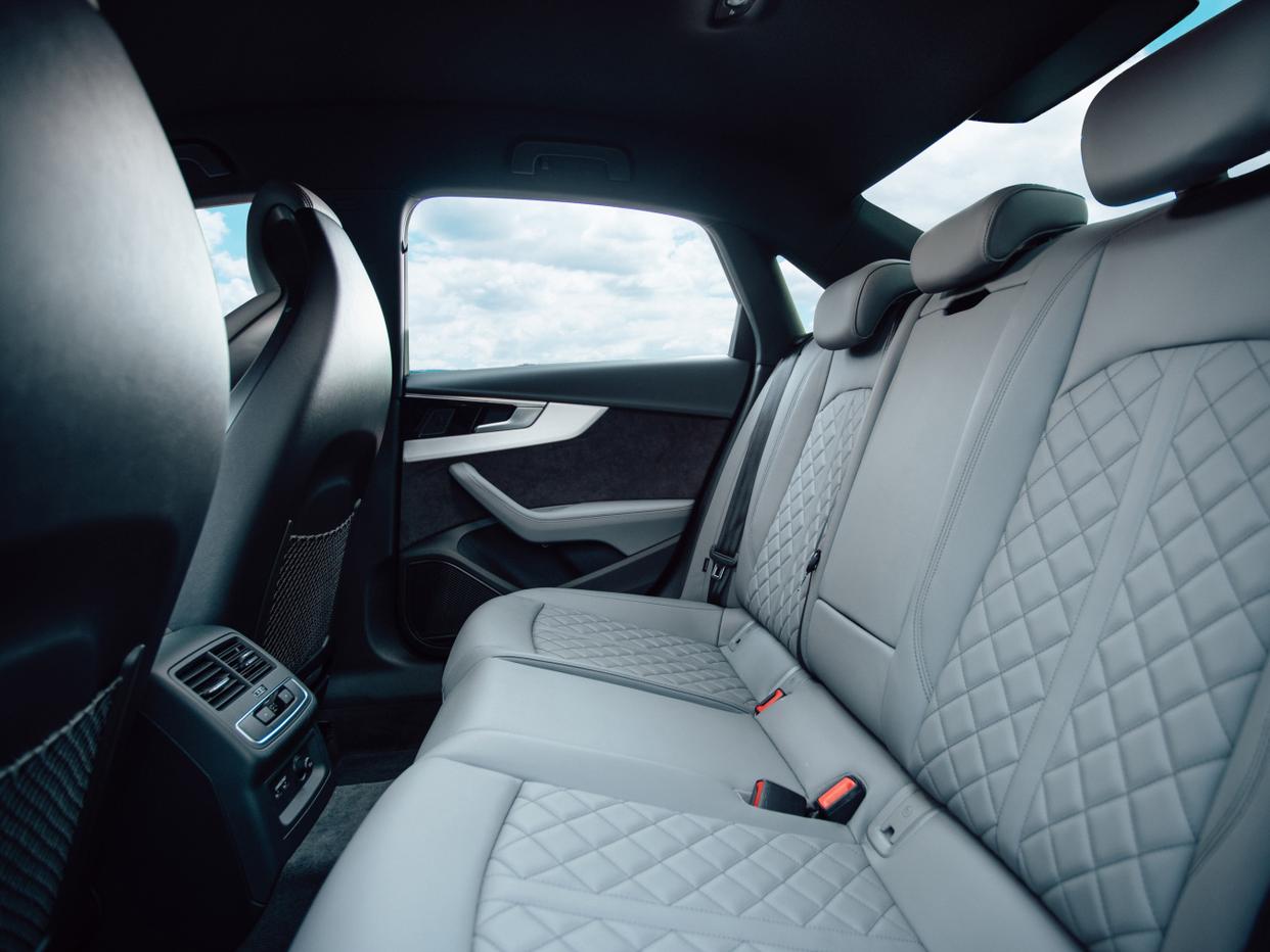 500公里续航里程纯电车值不值得买,20万买一辆纯电车到底值不值