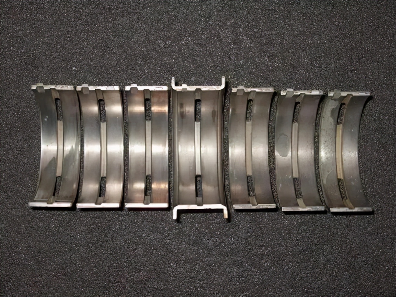 日系车是不是用20w机油比较好,日系发动机用什么机油好