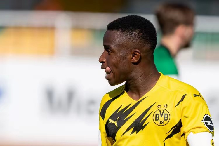 足坛最具潜力十大00后中锋,足坛最具潜力十大00后妖人后卫