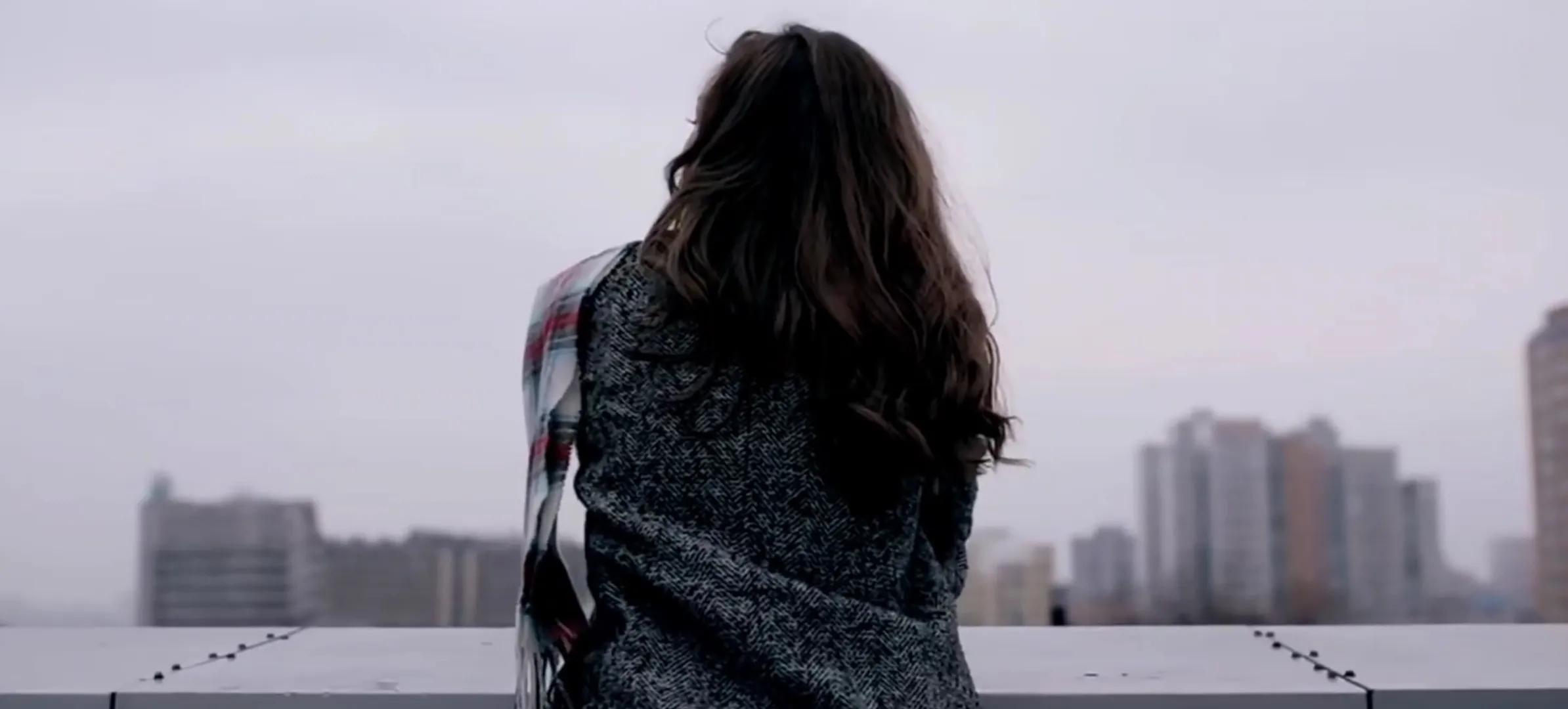 在梦中哼着我们曾经喜欢的歌谣,在梦中哼着曾经最爱的歌谣