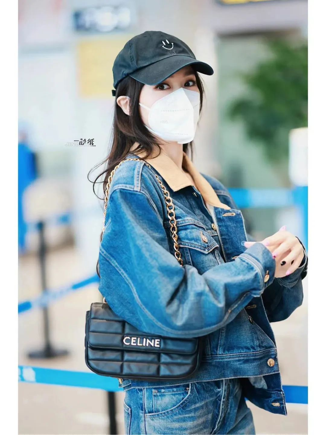 唐嫣在机场时背的焦糖色包,唐嫣曾经用过哪些包包