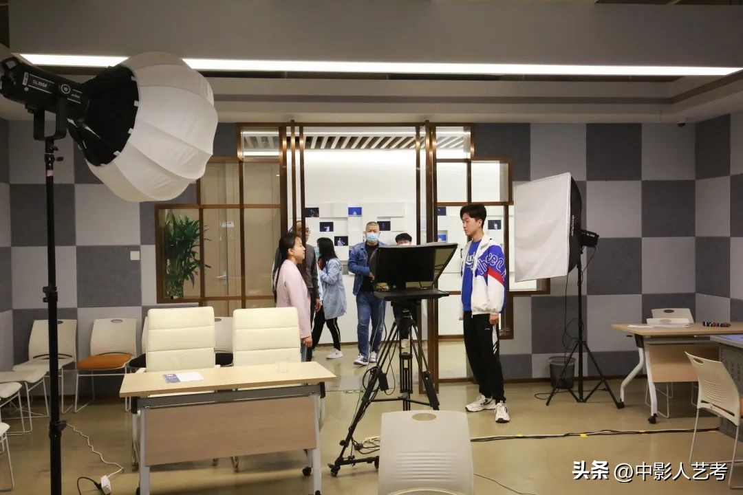 学播音就业前景,双语播音就业前景