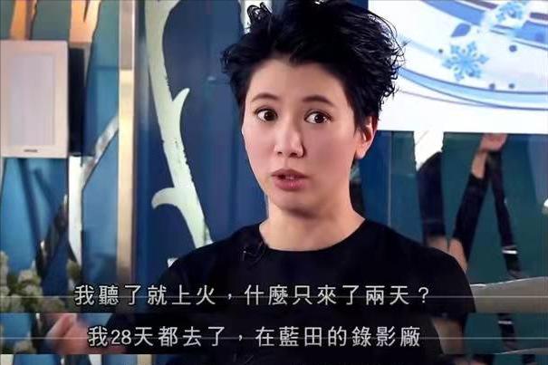 袁咏仪vs佘诗曼,袁咏仪和张智霖相差多少