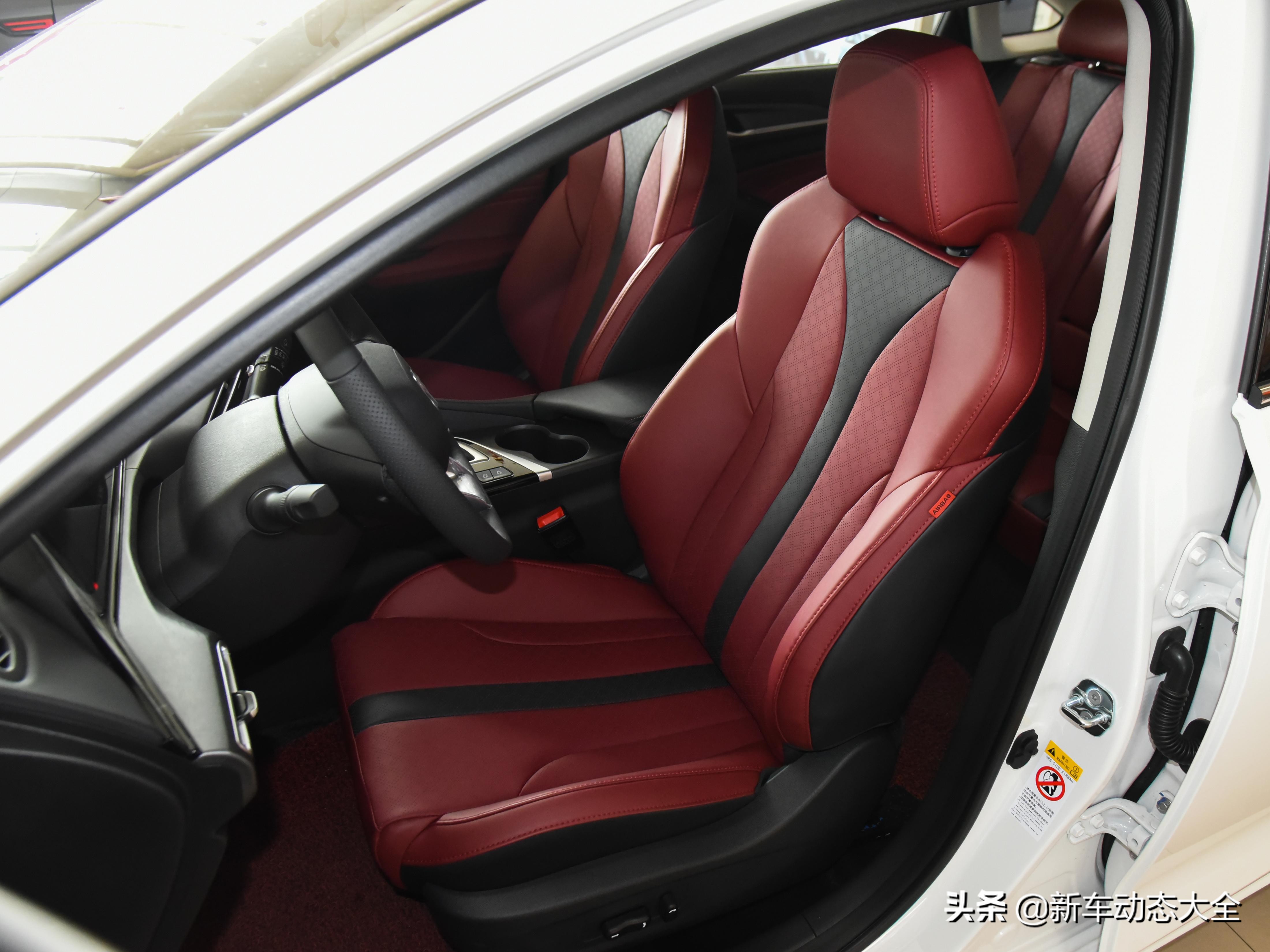 7.09万逸动有哪些配置,长安蓝鲸1.4t自动挡逸动落地价