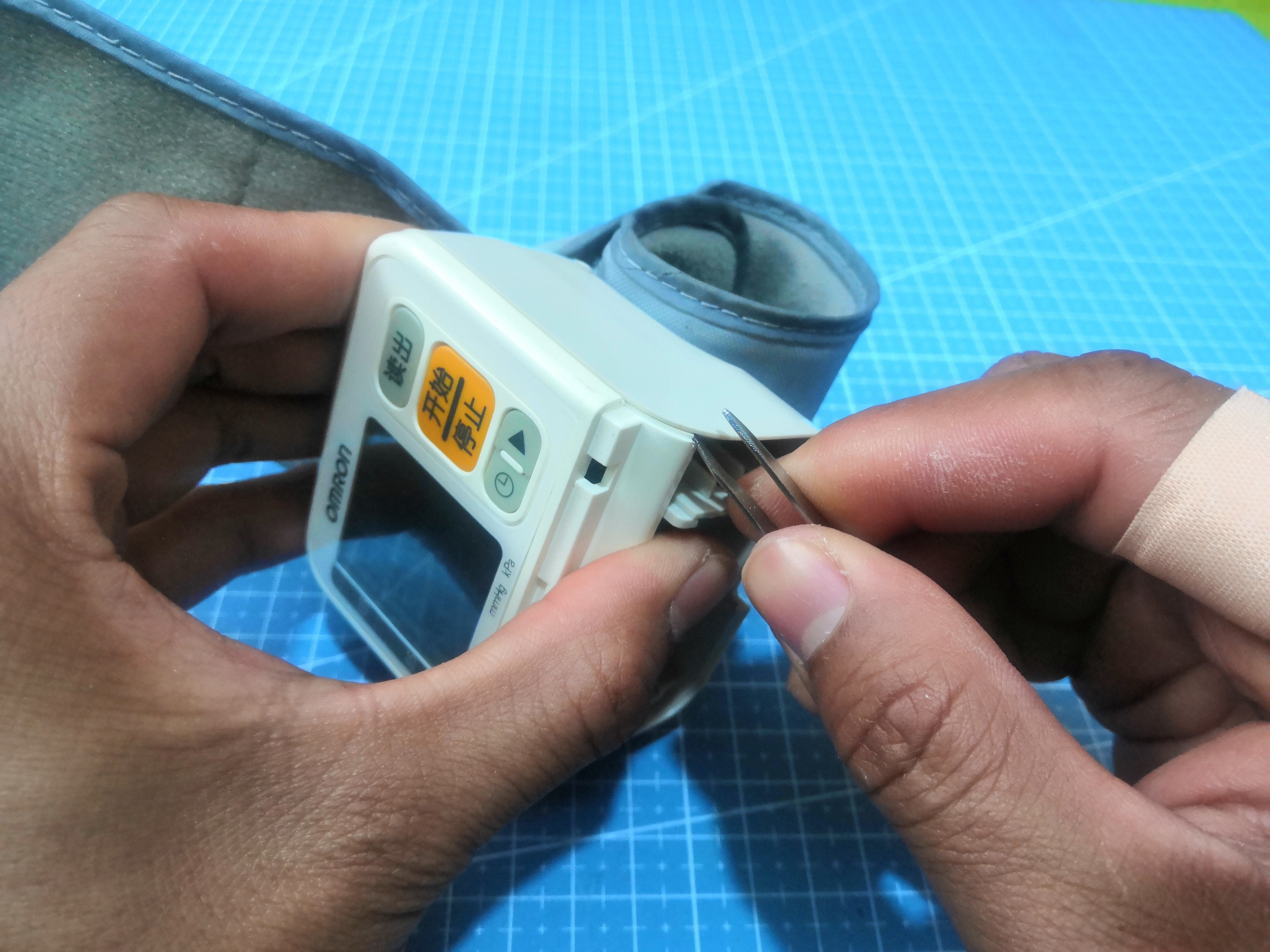 欧姆龙血压计hem-6200价格,omronhem8102a电子血压计调节方法