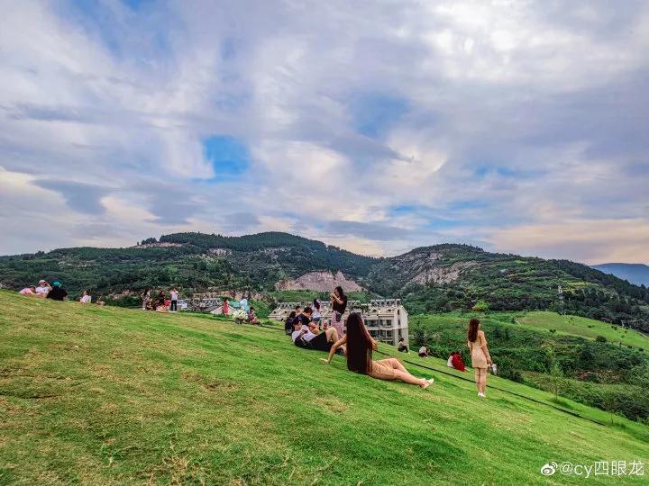 济南夜晚最美网红打卡地,济南周末好去处网红打卡点