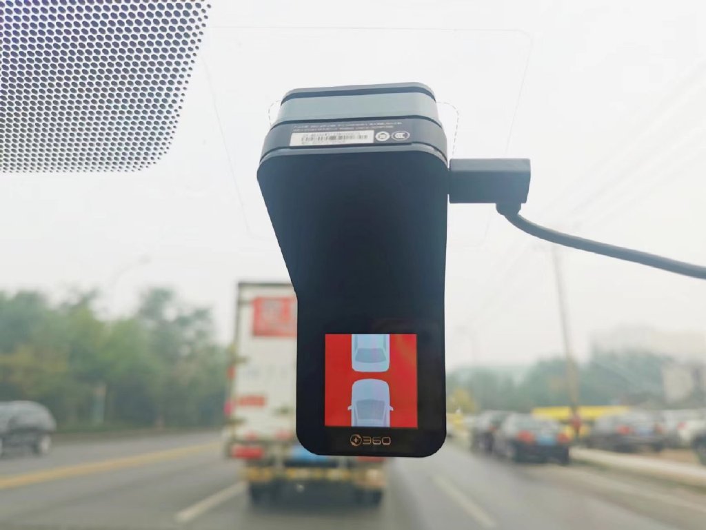 最新高清夜视行车记录仪,记录仪高清夜视24小时行车记录仪