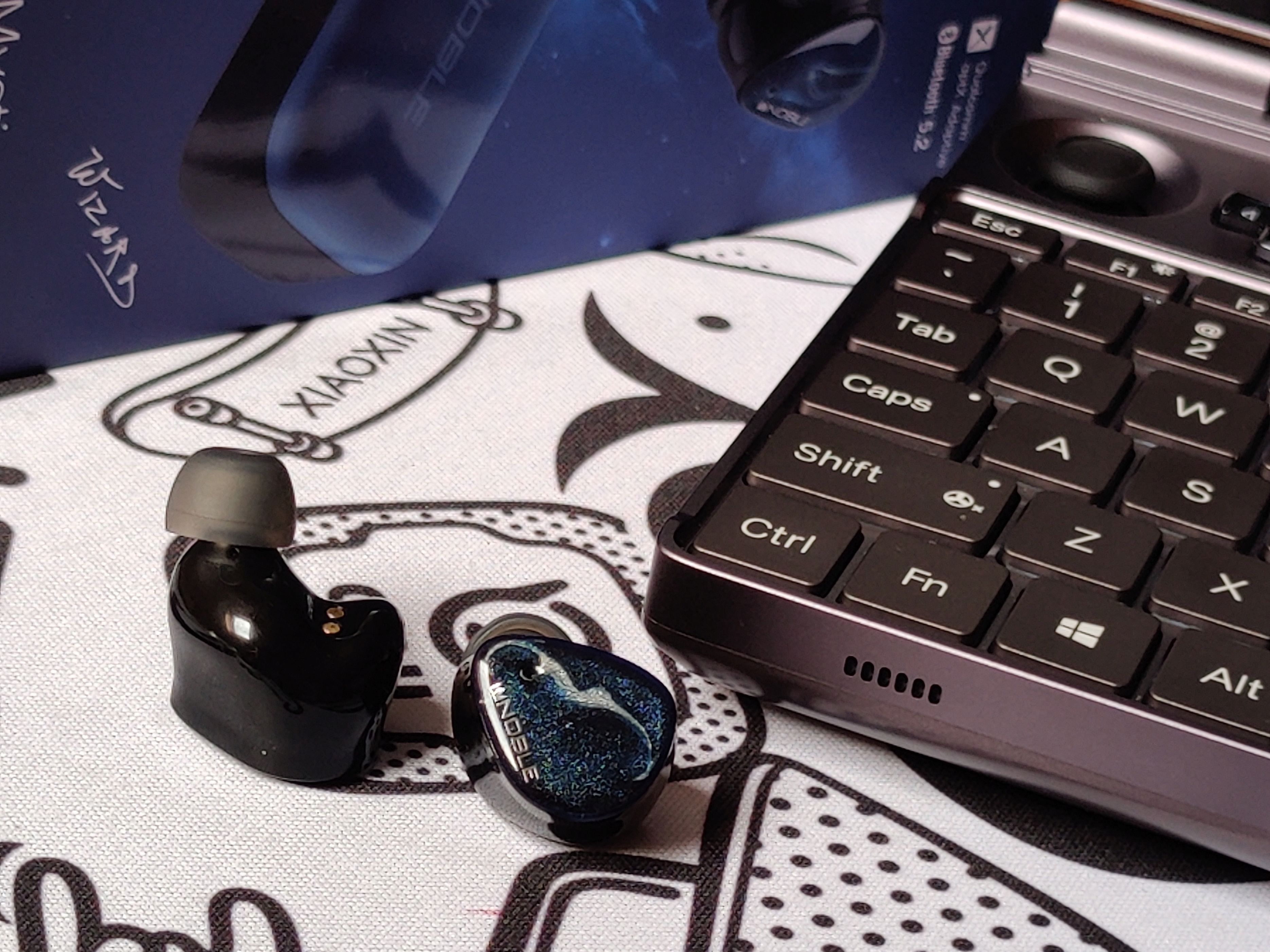 Tws磁吸蓝牙耳机评测,tws空气传导蓝牙耳机