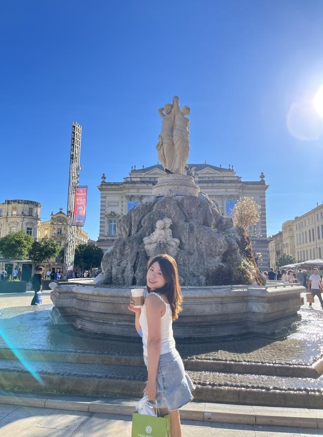 我，90后，23岁留学法国，被法国老头疯狂表白，吓得我落荒而逃