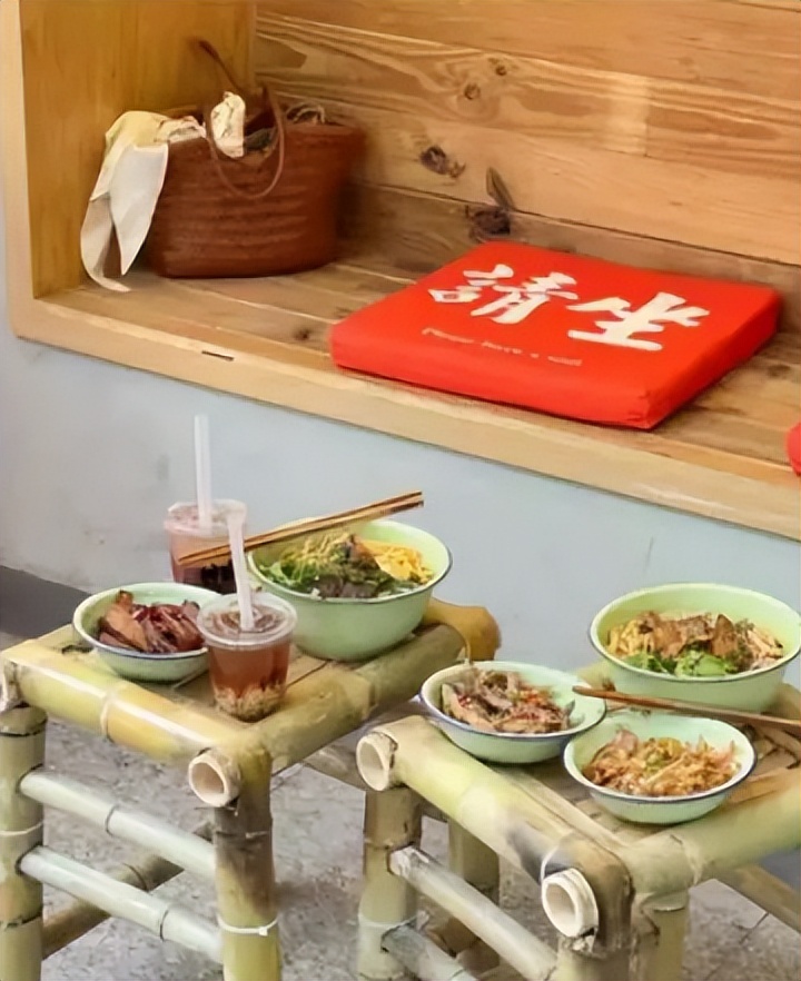 重庆板凳面总店地址,重庆板凳面最正宗地点