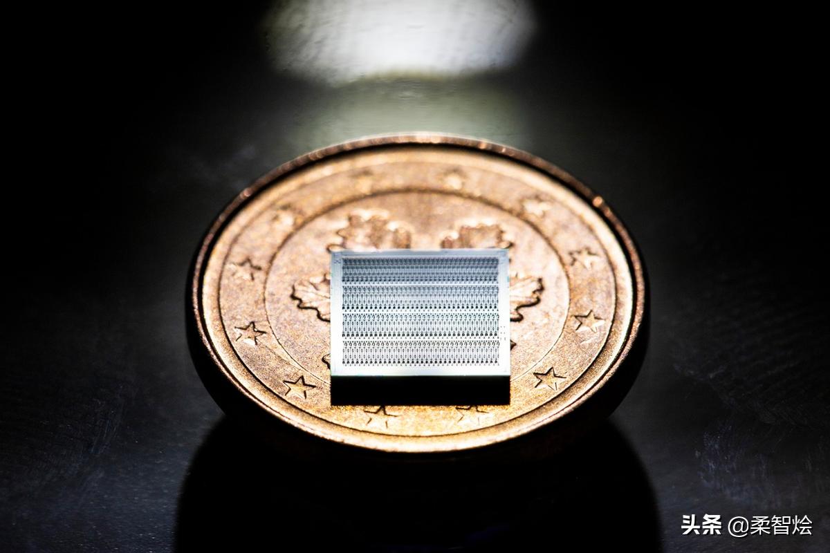 NED纳米静电驱动微型扬声器技术可能为耳塞开辟新用途