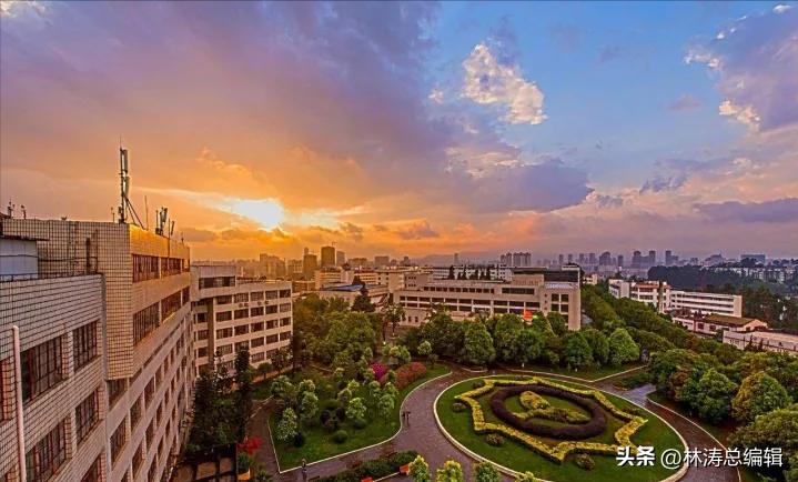 大学生职业生涯规划书模板范文ppt,500字的电商大学生职业生涯规划书