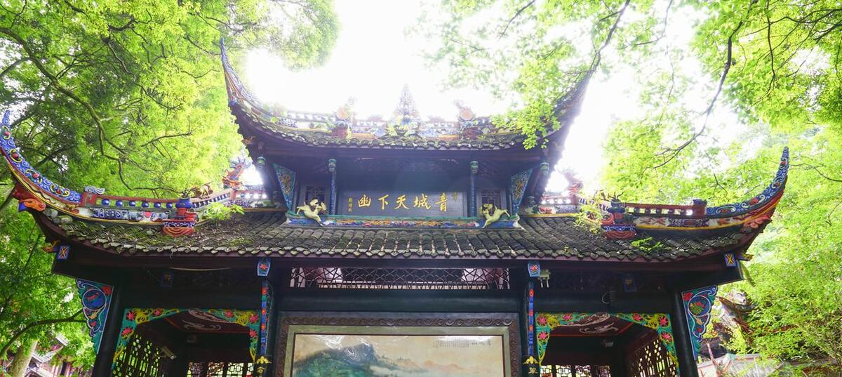 四川九寨沟自由行游玩攻略大全,四川旅游必去十大景点推荐九寨沟