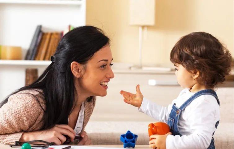 孩子胆子小怕陌生人怎么办,孩子胆子特别小怕老师怎么办