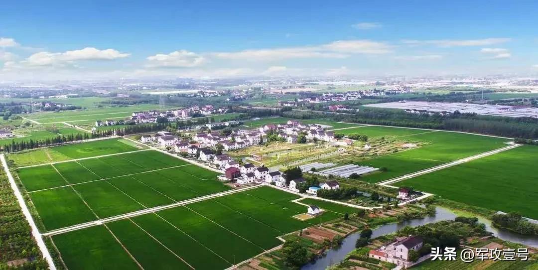 广东农村宅基地超出怎么收费,甘肃省农村宅基地收费新标准